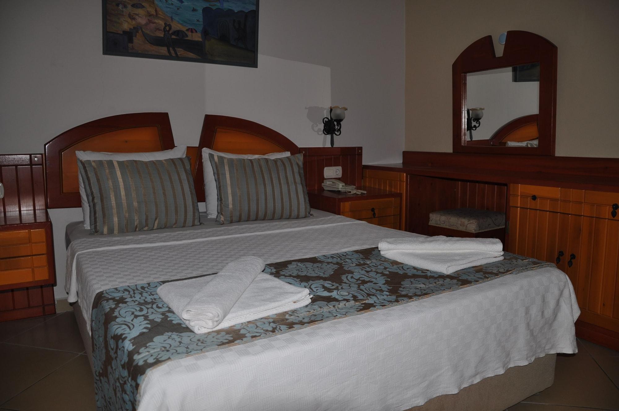Bellevue Hotel Олудениз Экстерьер фото